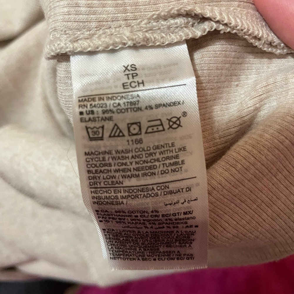 Old Navy Long Sleeve Scoop Neck Maxi Dress - Beige - Picture 4 of 5